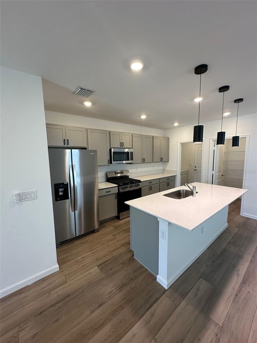Image 10 of 28 For 11186 Fernbrook Drive