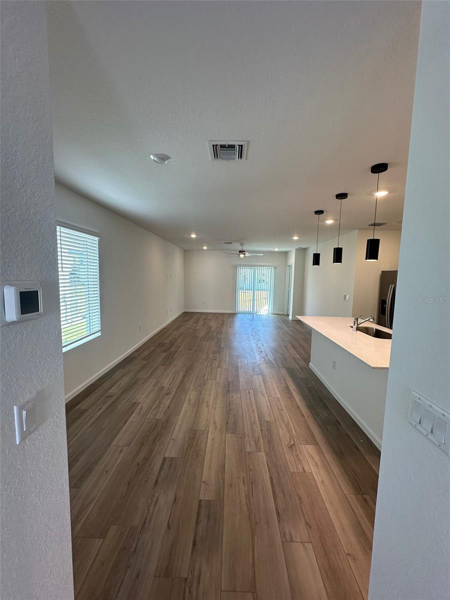 Image 4 of 28 For 11186 Fernbrook Drive