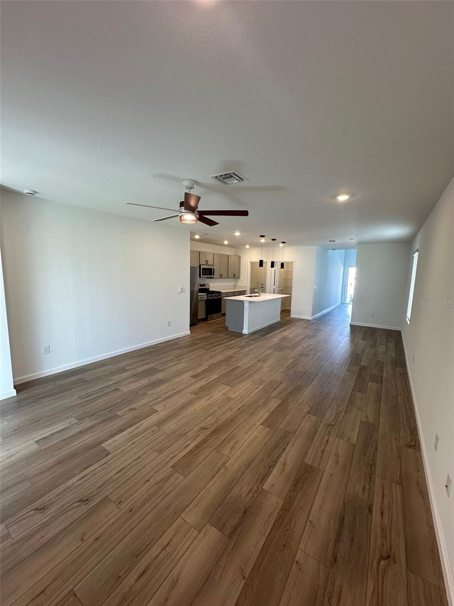 Image 6 of 28 For 11186 Fernbrook Drive