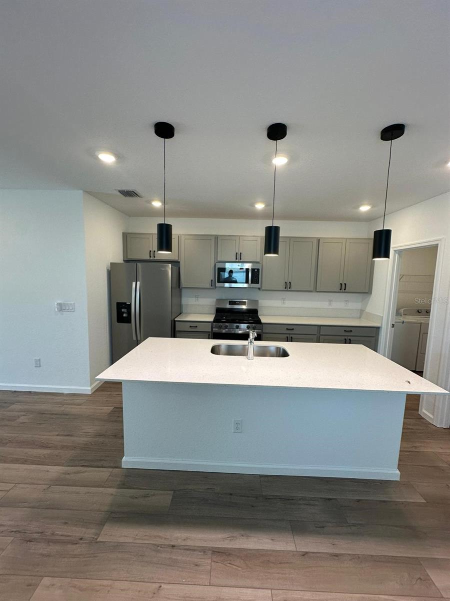 Image 9 of 28 For 11186 Fernbrook Drive