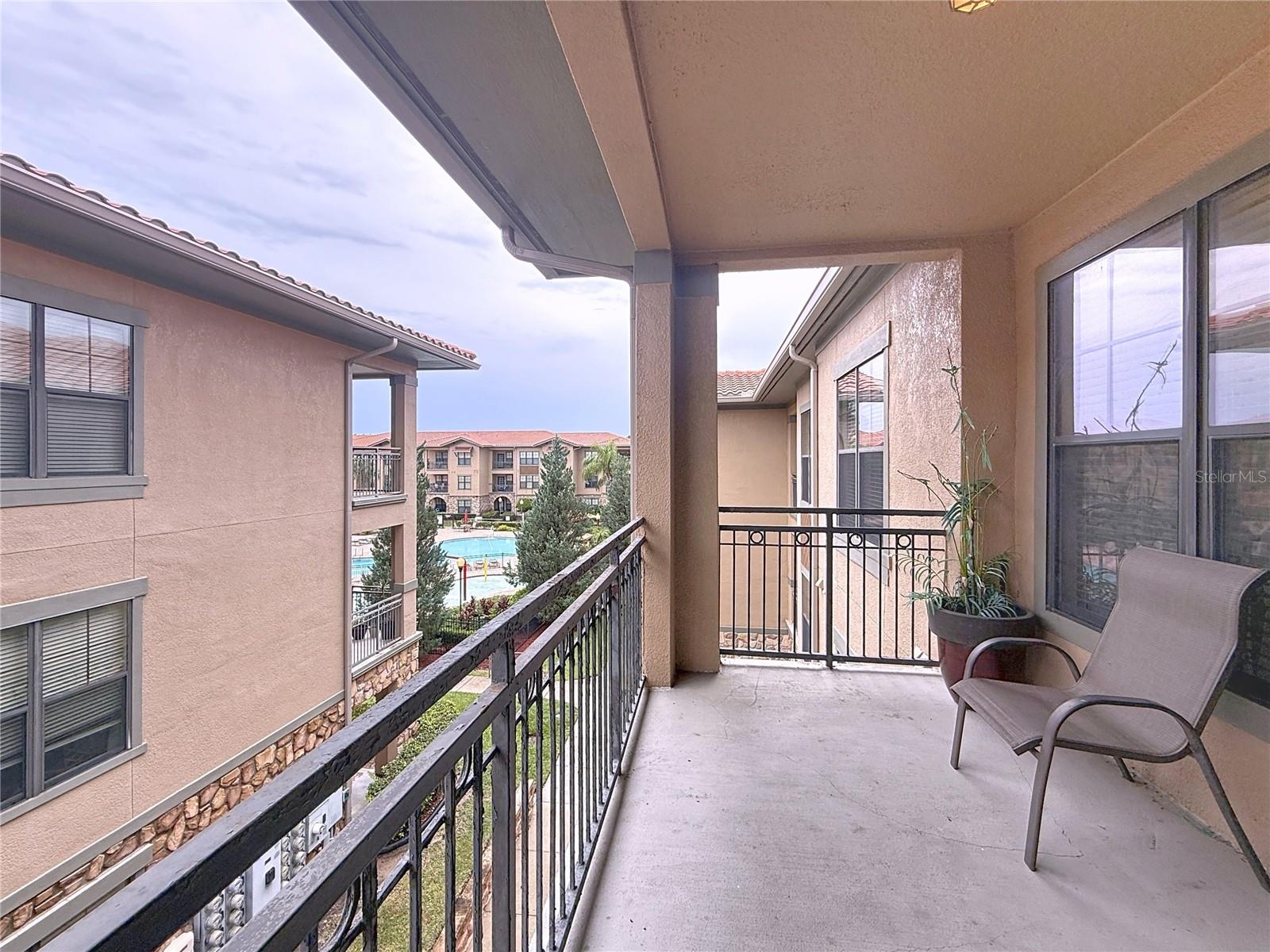 Image 21 of 21 For 906 Charo Pkwy  434