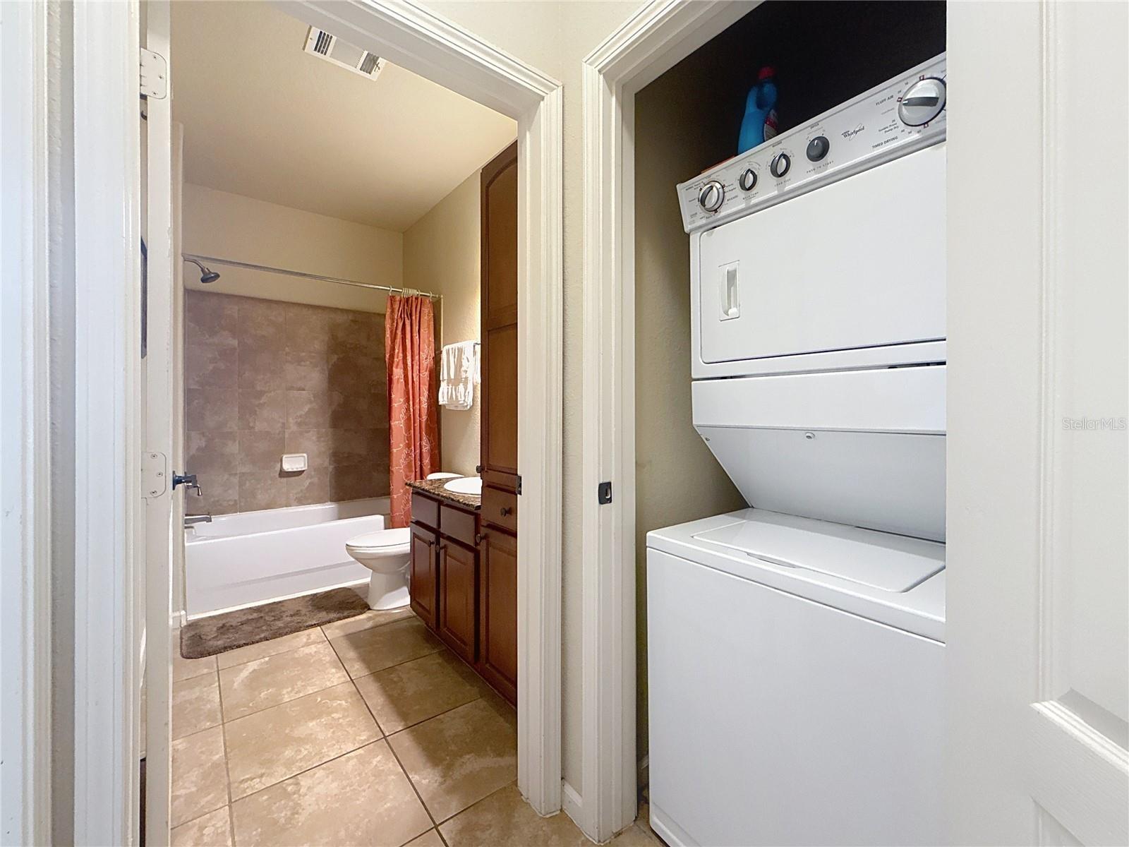 Image 4 of 21 For 906 Charo Pkwy  434