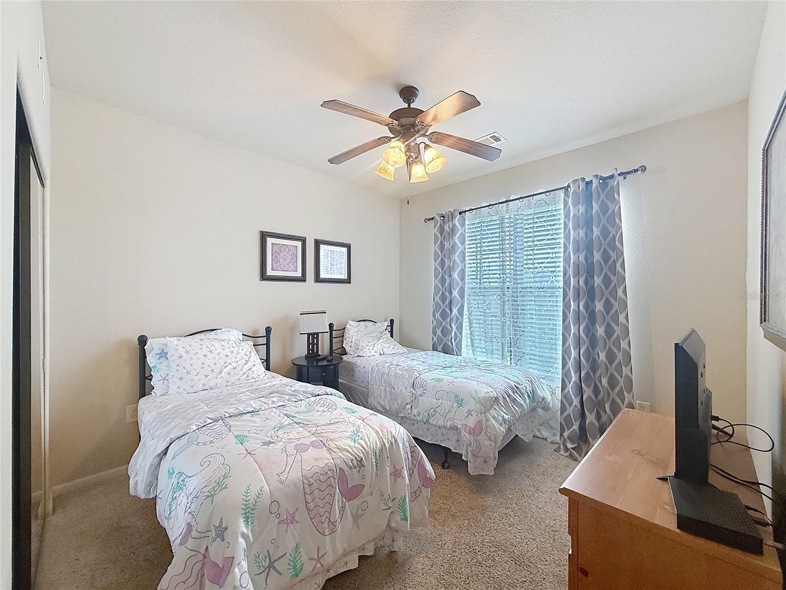 Image 6 of 21 For 906 Charo Pkwy  434