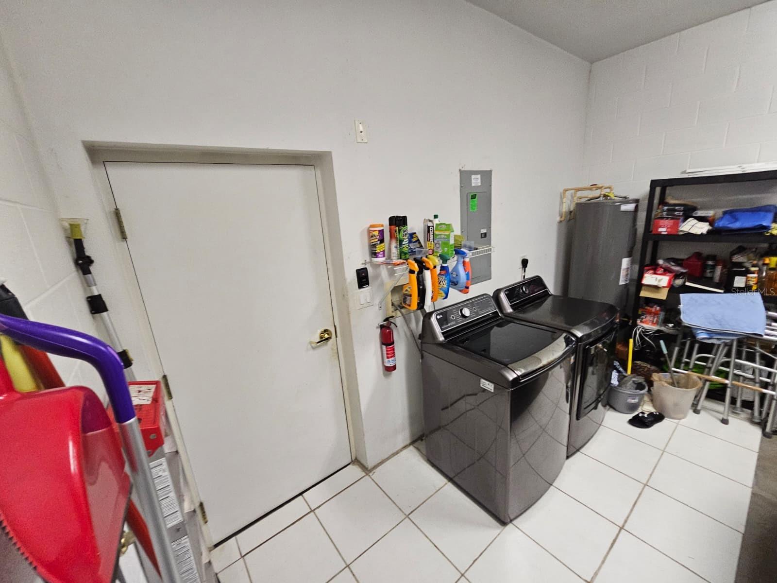 Image 11 of 13 For 11947 Sheldon Road
