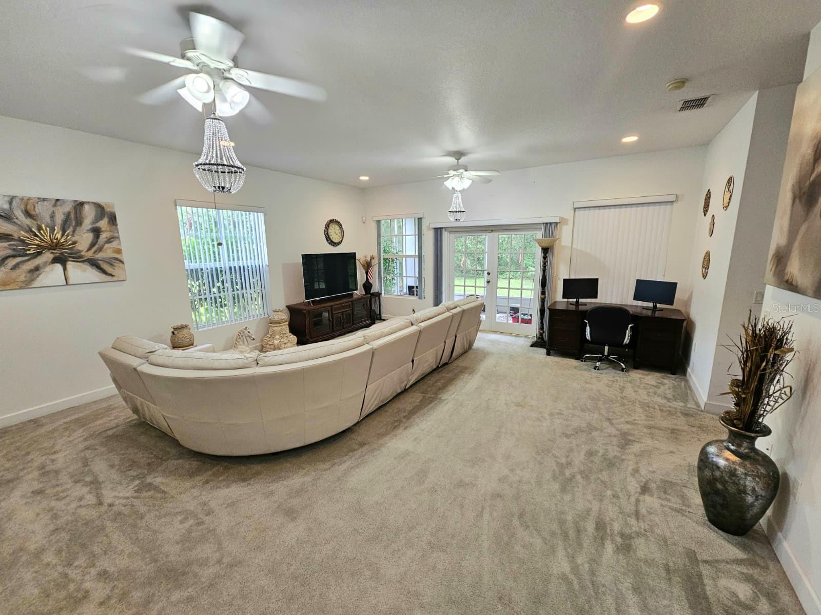 Image 5 of 13 For 11947 Sheldon Road