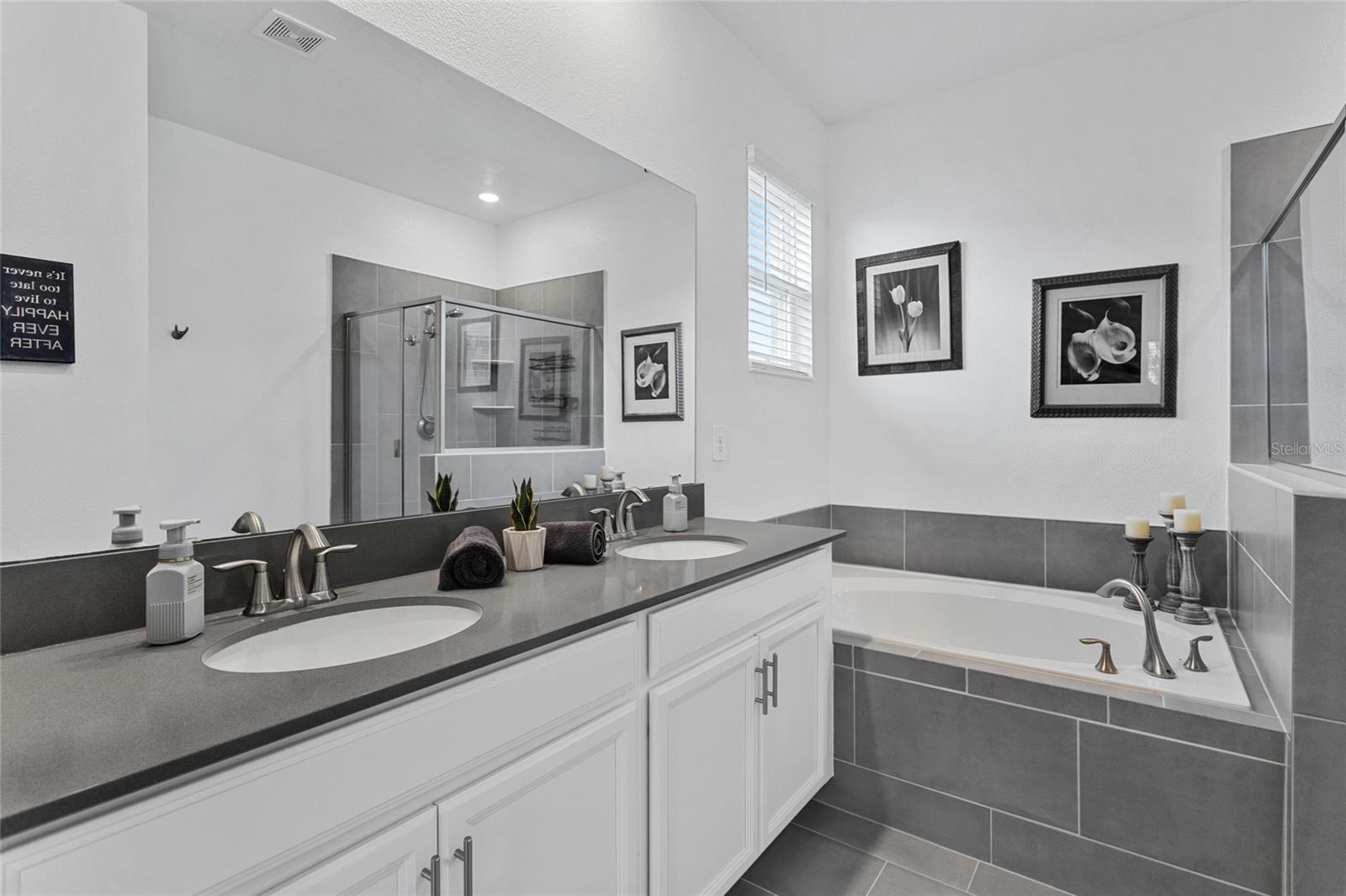 Image 21 of 55 For 2931 Camden Way