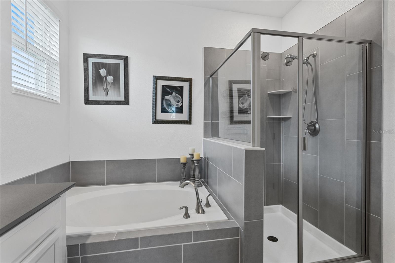 Image 22 of 55 For 2931 Camden Way