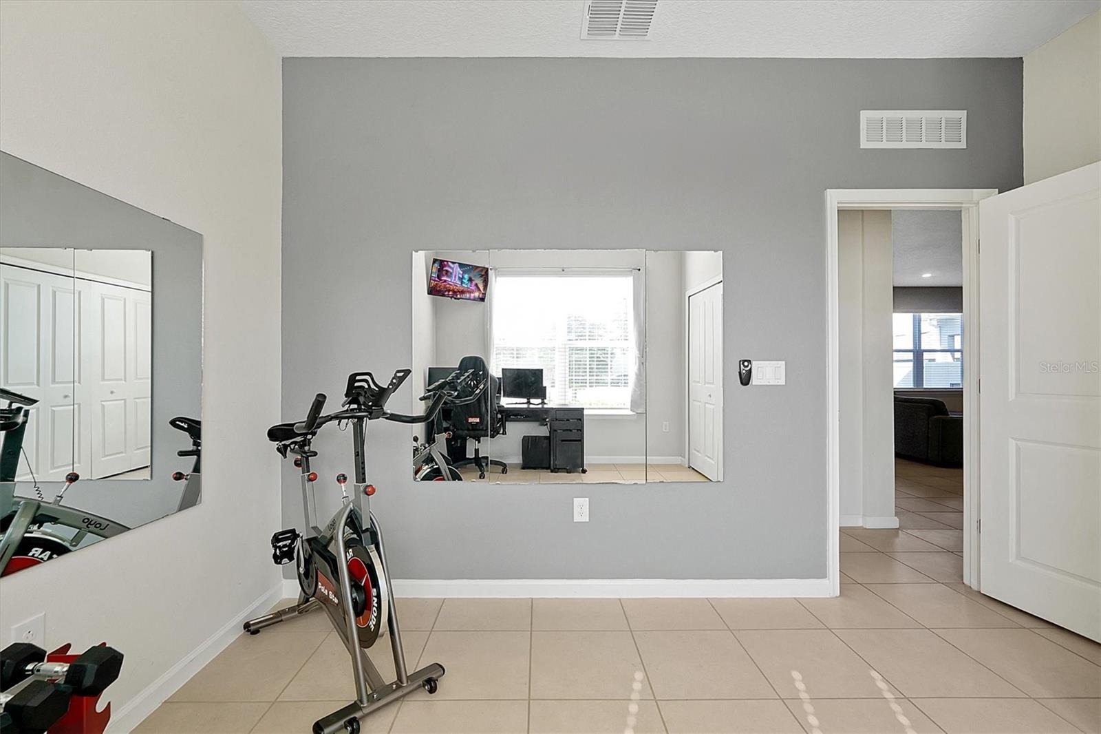 Image 17 of 64 For 580 Seattle Slew Drive