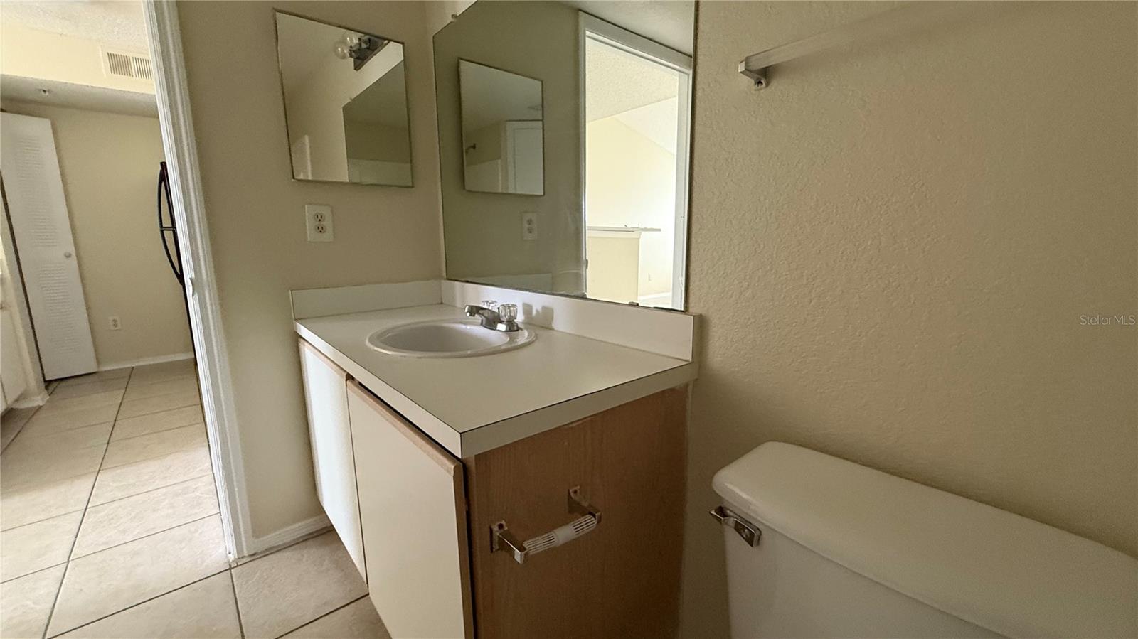 Image 35 of 56 For 2203 Key West Court 437