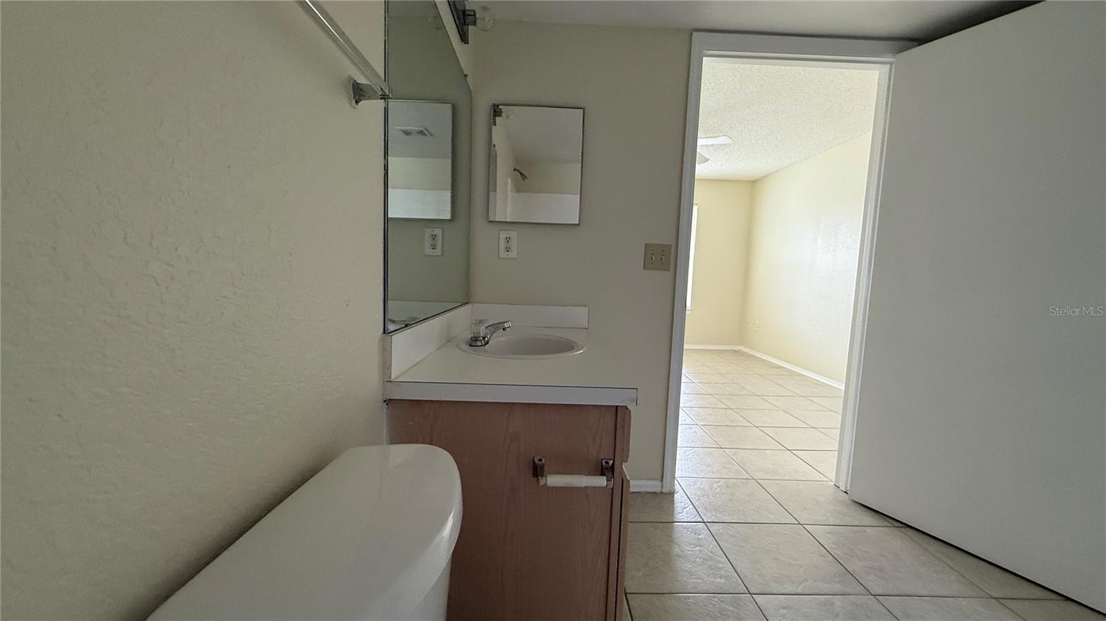 Image 7 of 56 For 2203 Key West Court 437