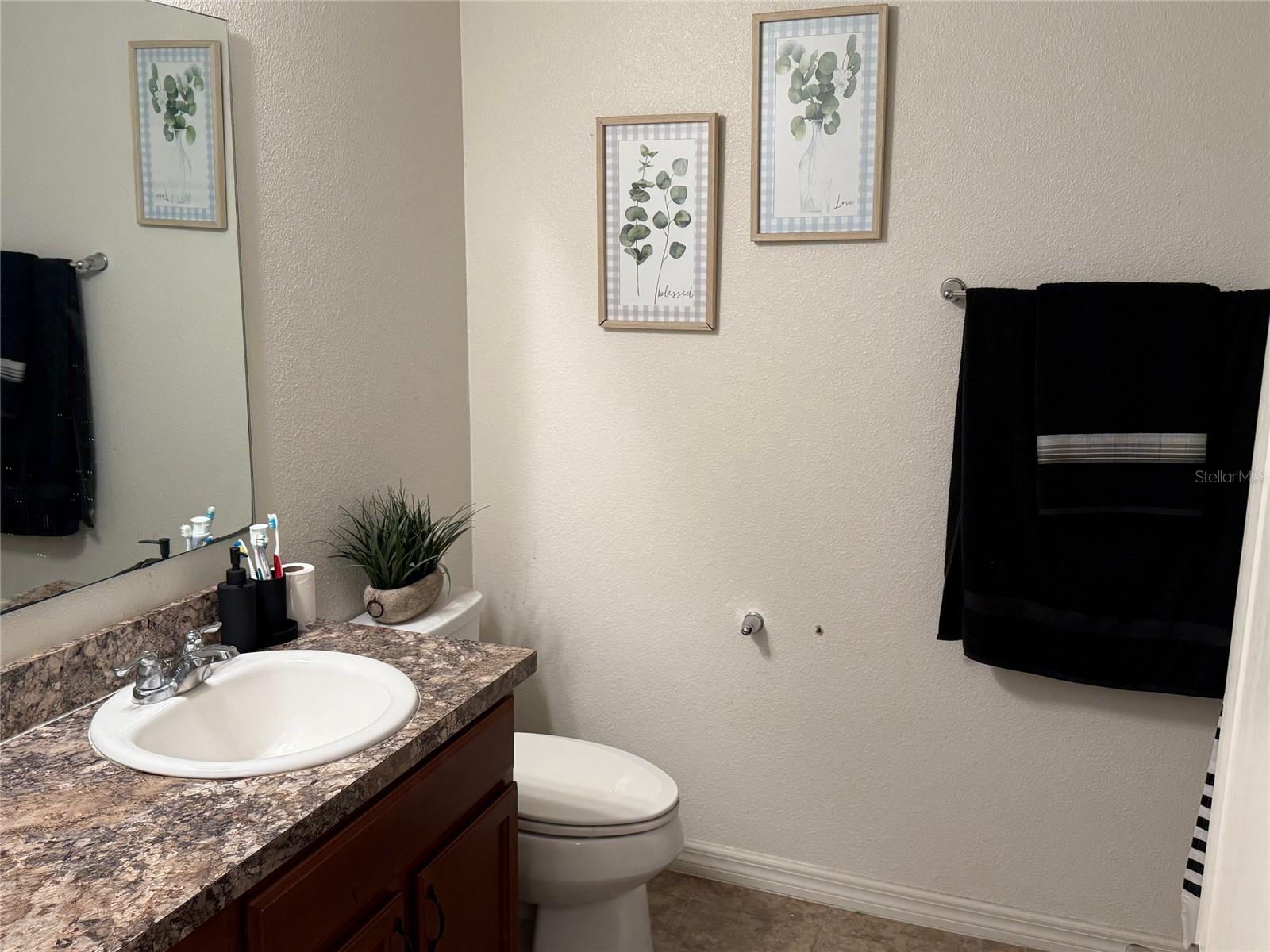 Image 16 of 21 For 2813 Mosshire Circle