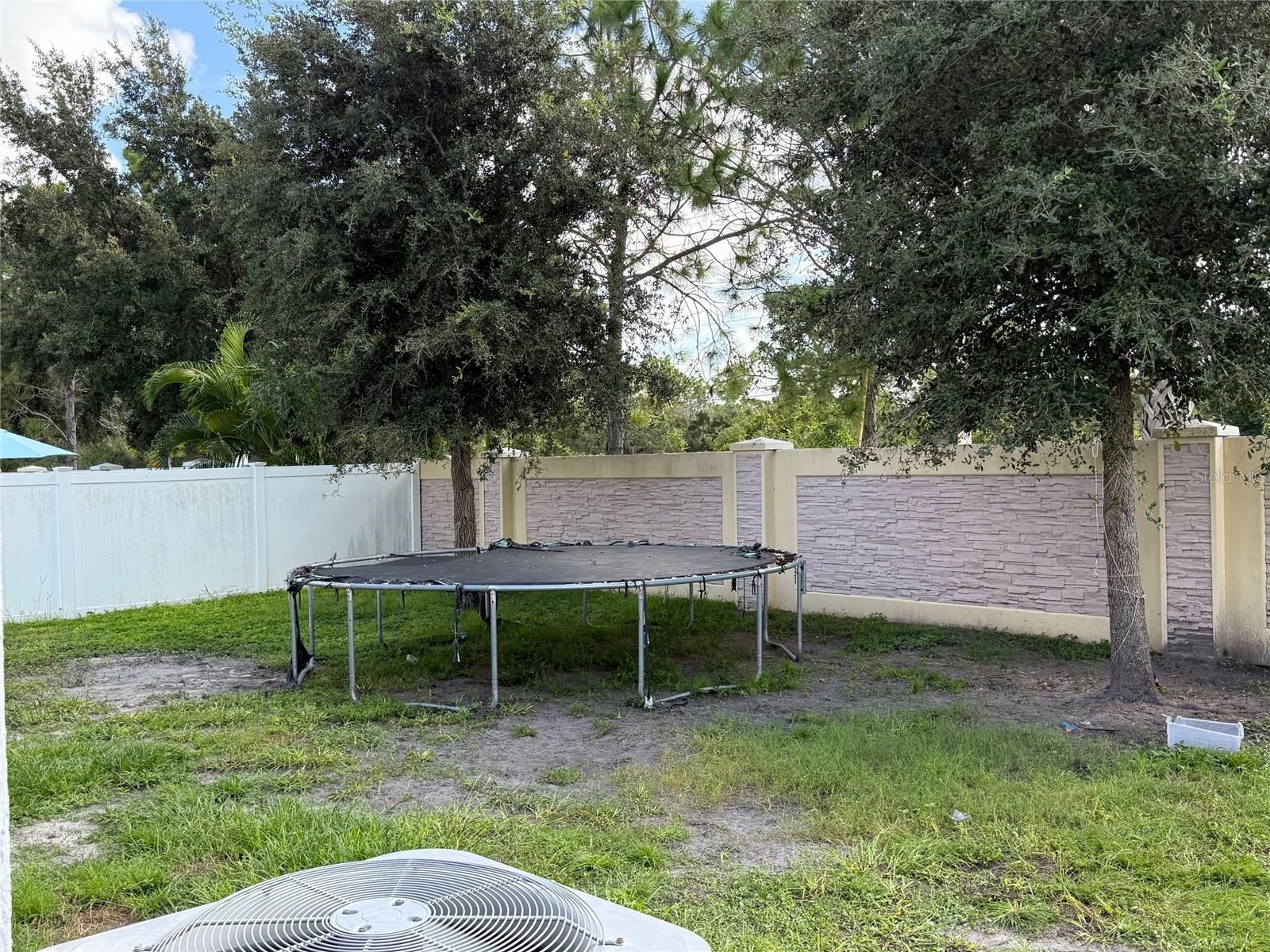 Image 21 of 21 For 2813 Mosshire Circle