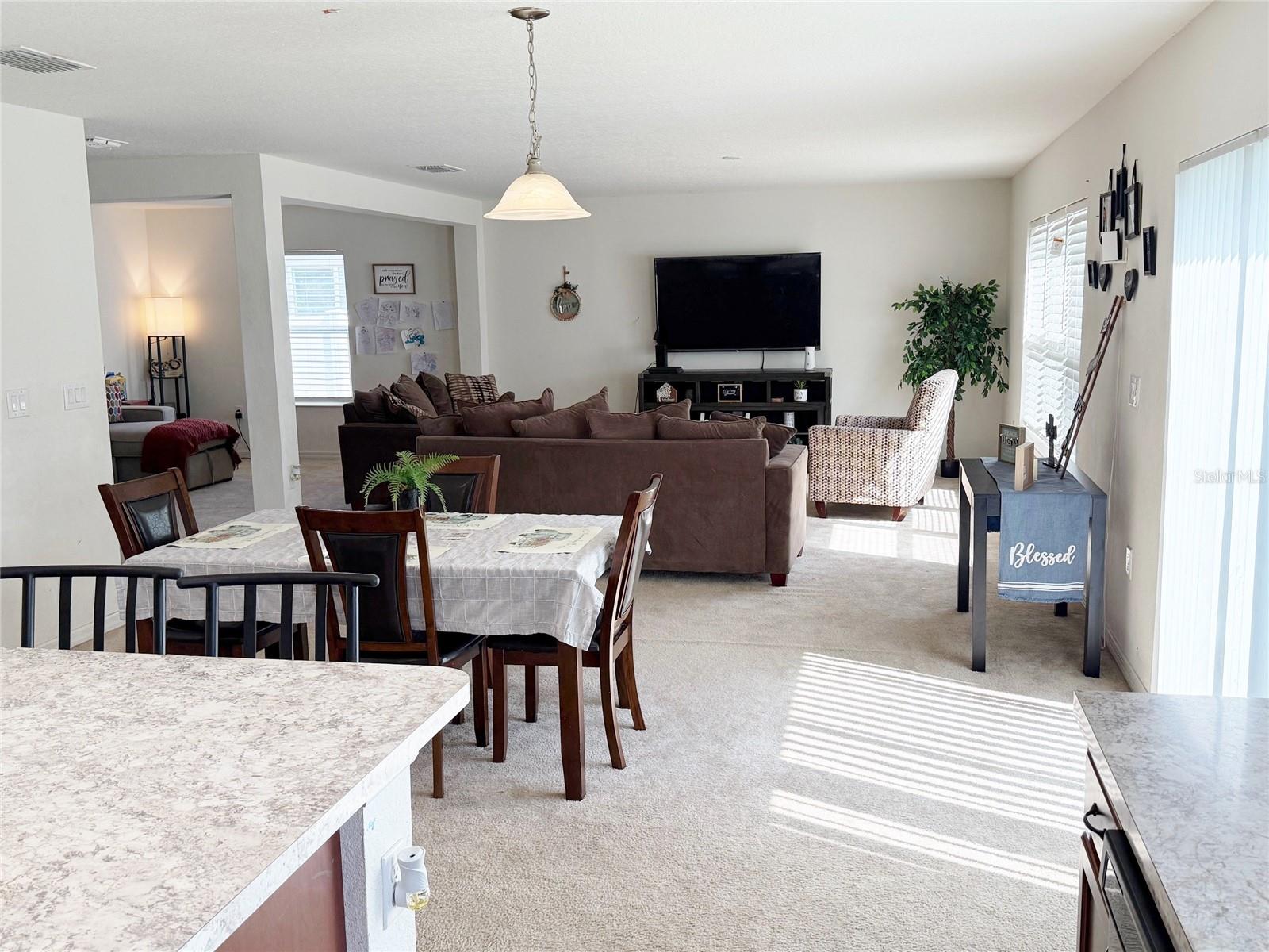 Image 8 of 21 For 2813 Mosshire Circle