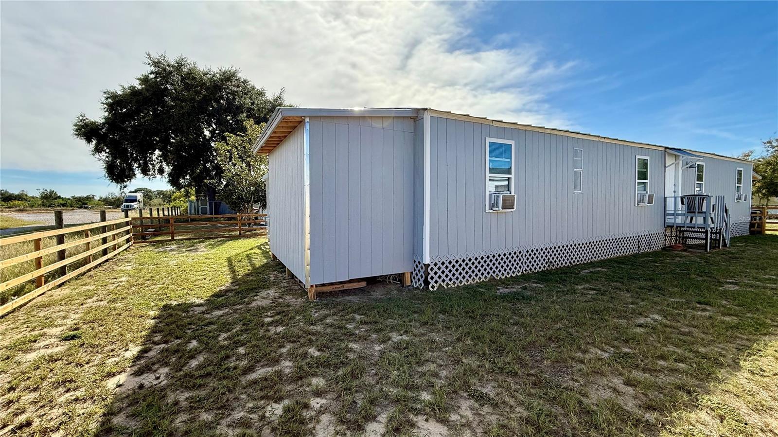 Image 18 of 19 For 639 Ellison Parkway