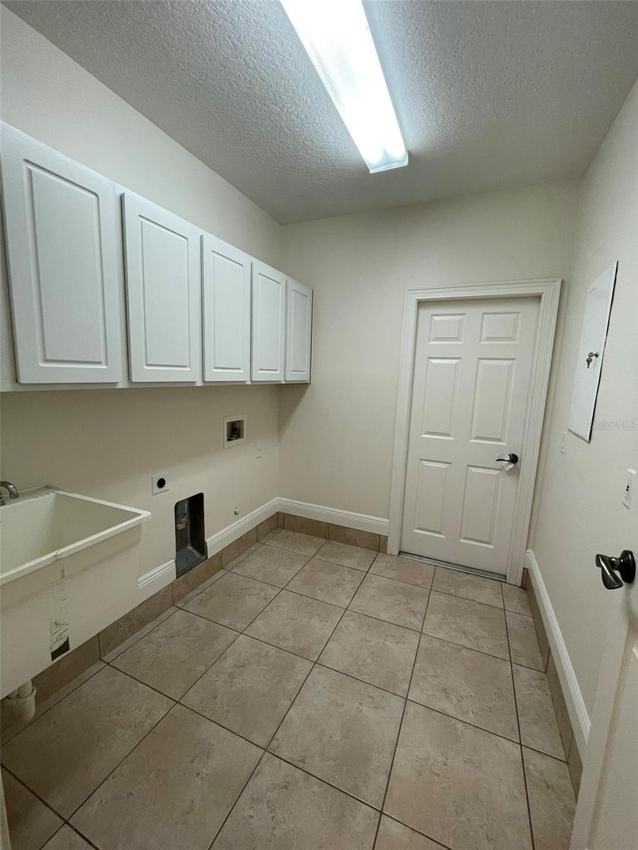 Image 14 of 24 For 7055 Big Bend Drive