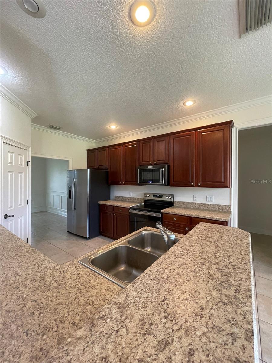 Image 9 of 24 For 7055 Big Bend Drive