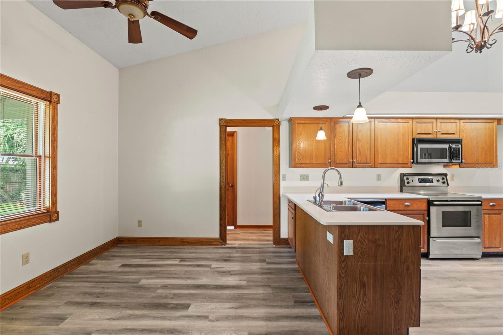 Image 10 of 52 For 1705 Terra Alta Court