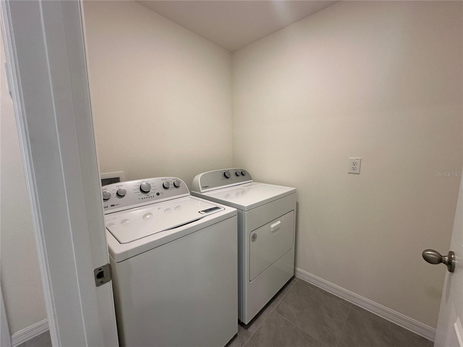 Image 13 of 21 For 7798 139th Road