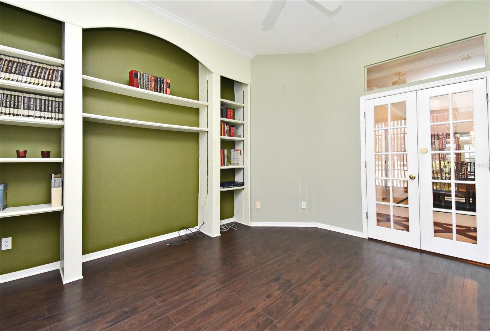 Image 9 of 74 For 607 Teal Avenue