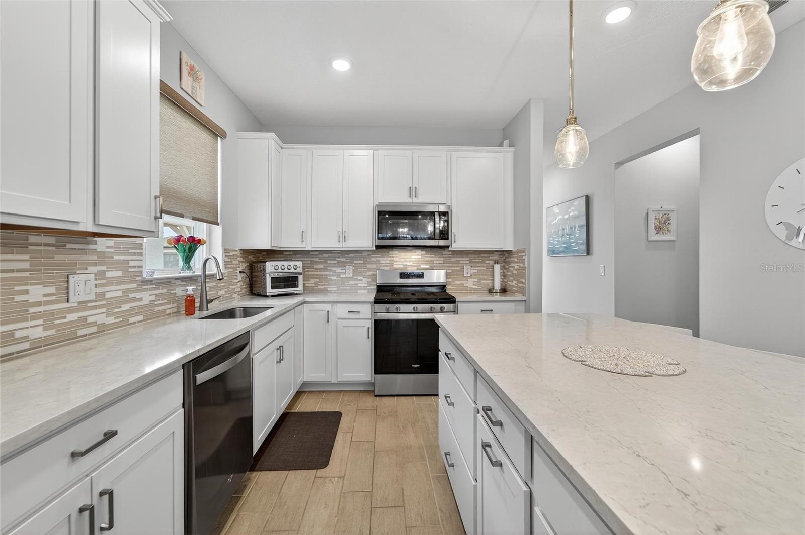 Image 10 of 65 For 6110 Shorebird Branch