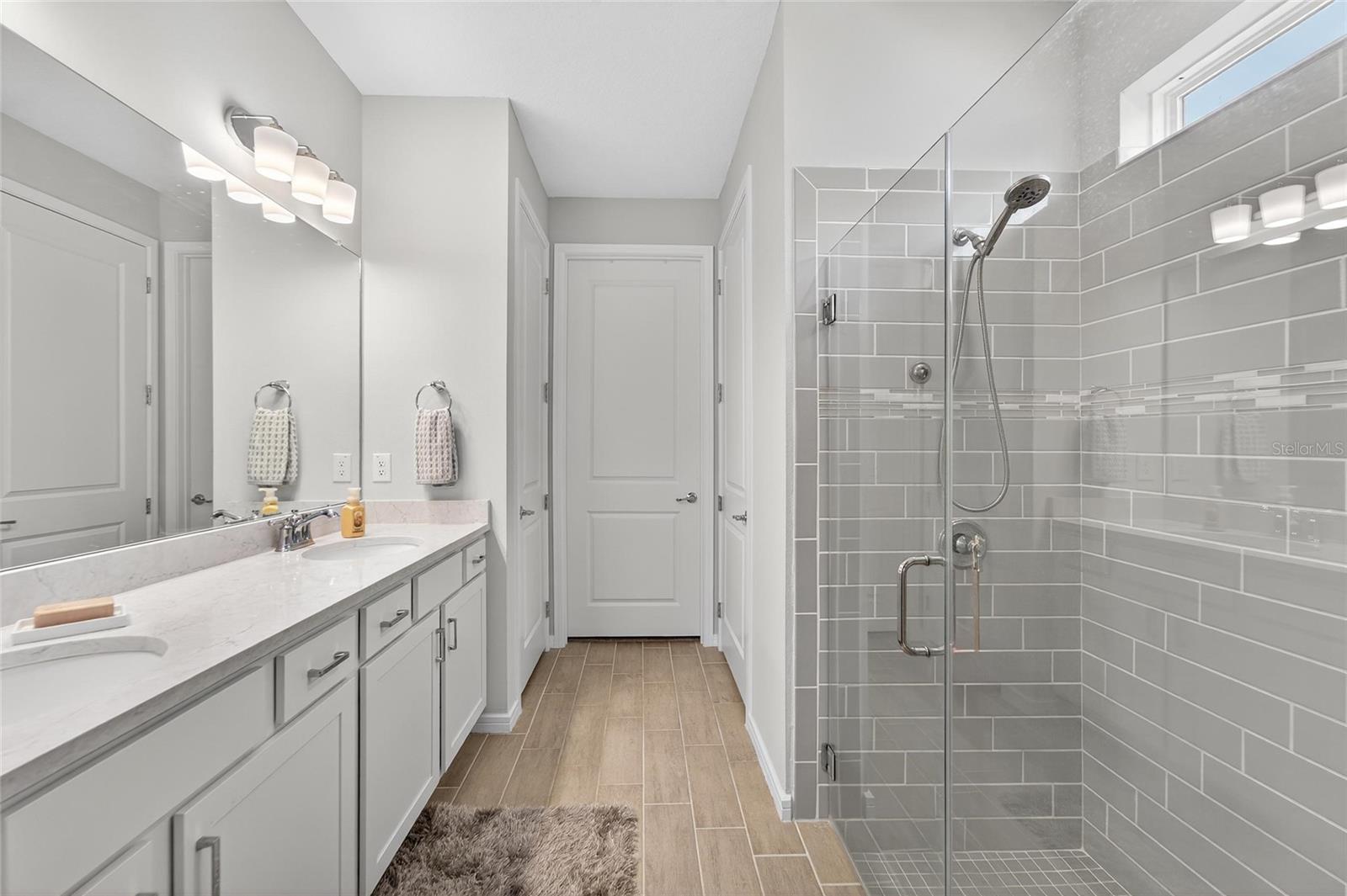 Image 23 of 65 For 6110 Shorebird Branch