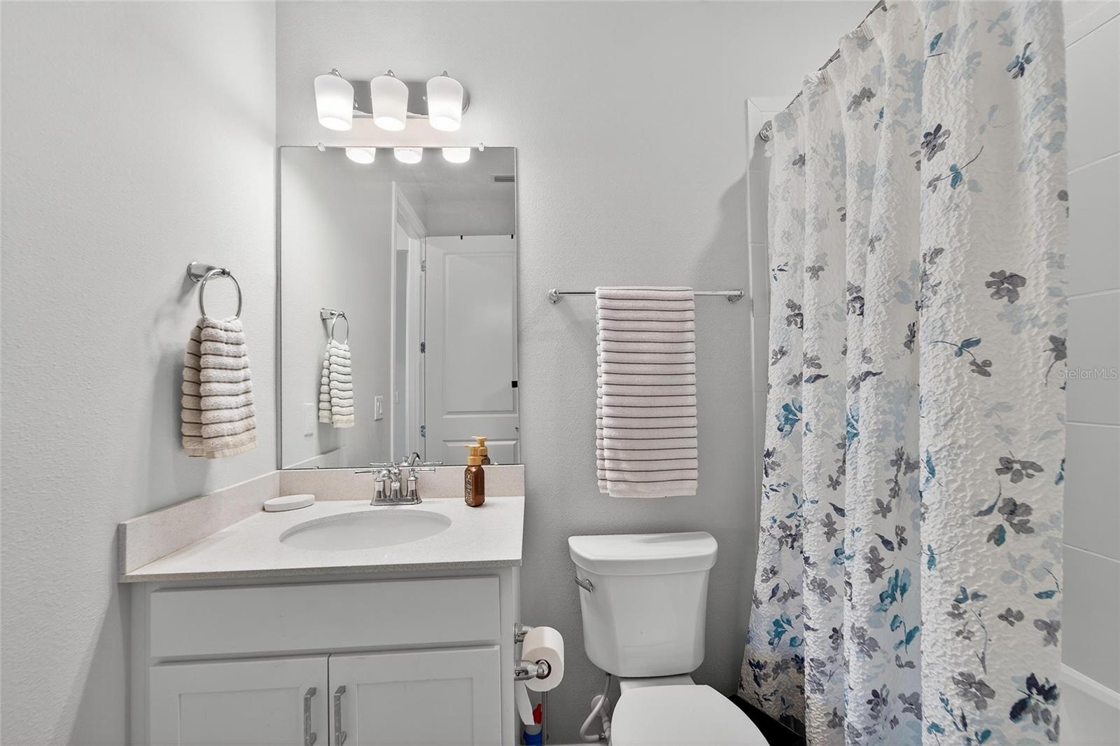 Image 34 of 65 For 6110 Shorebird Branch