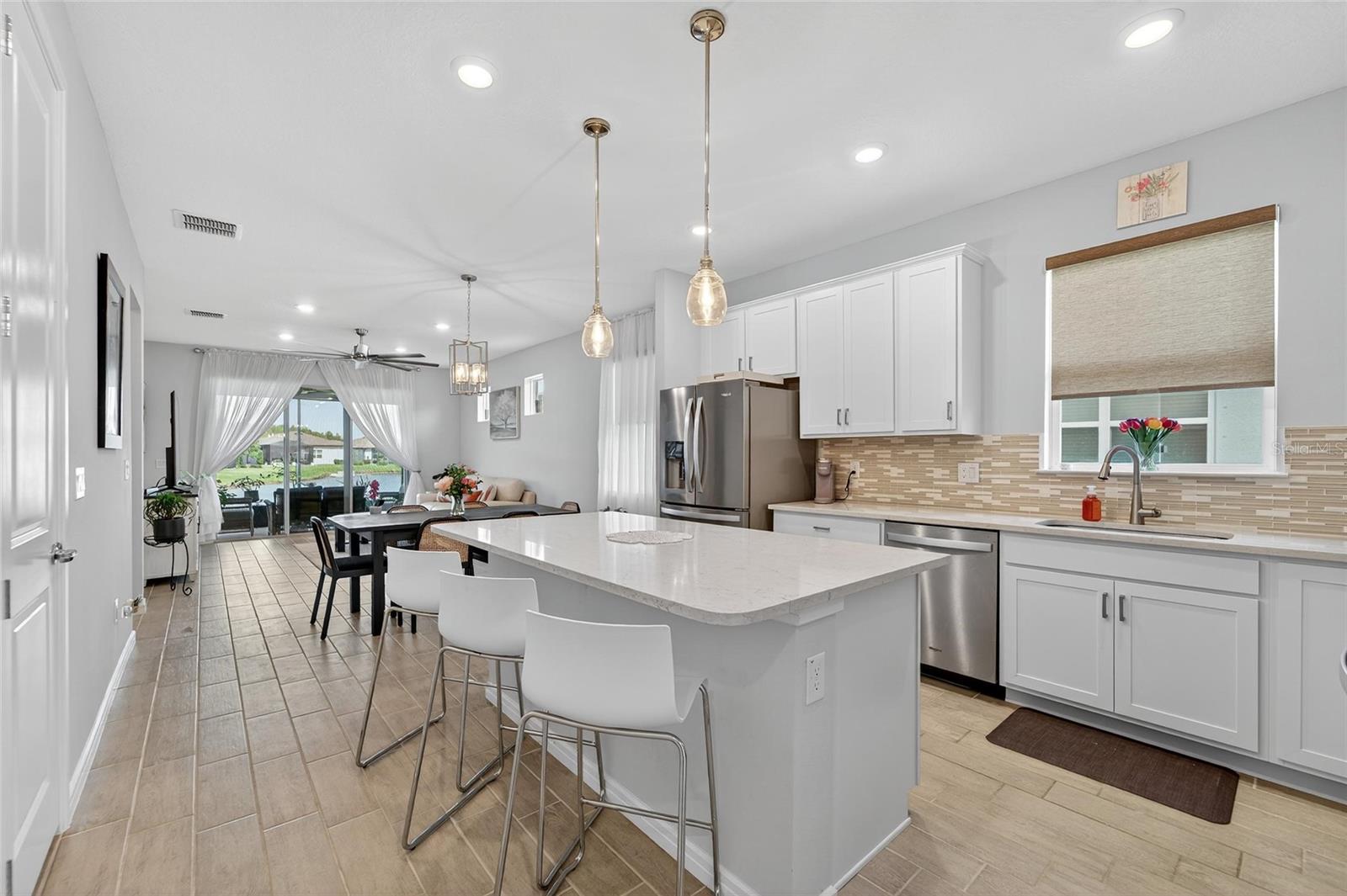 Image 8 of 65 For 6110 Shorebird Branch