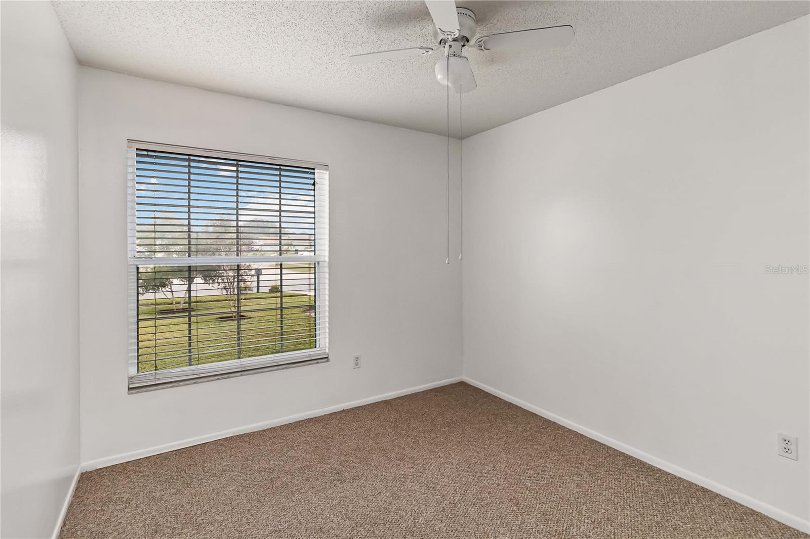 Image 16 of 30 For 2542 Camphorwood Circle