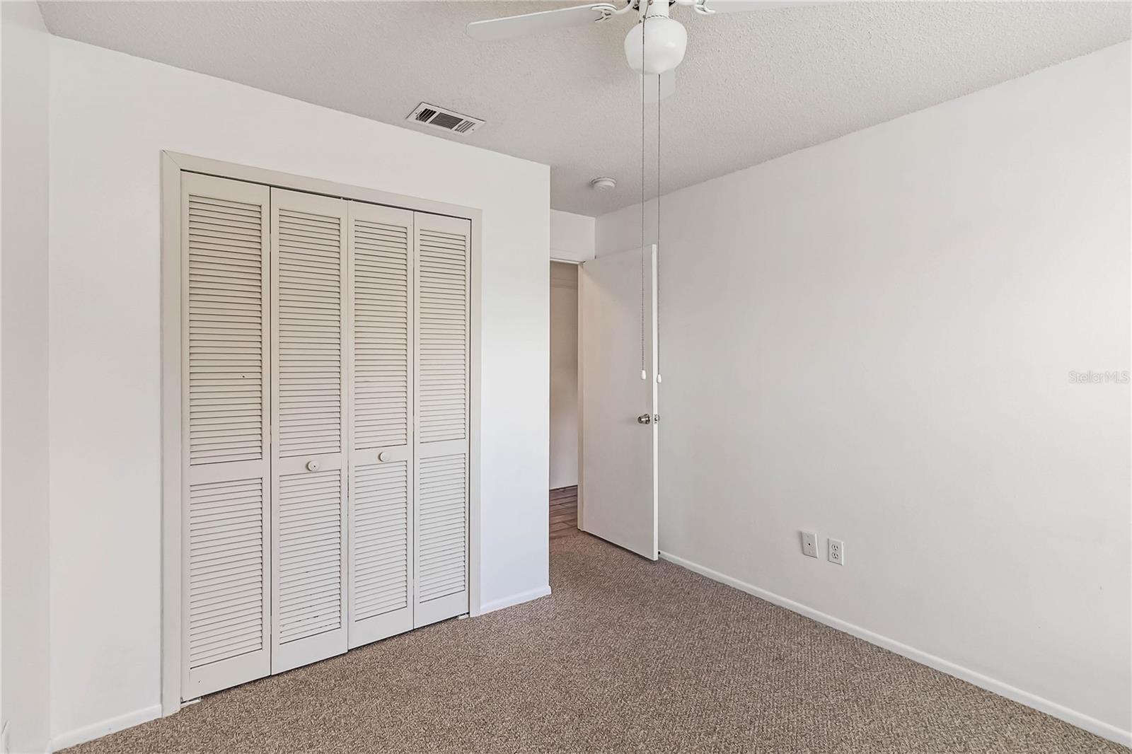 Image 17 of 30 For 2542 Camphorwood Circle