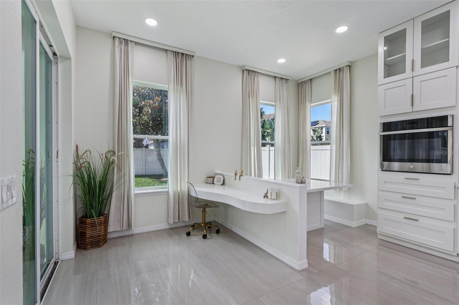Image 12 of 69 For 14612 Glade Hill Park Way