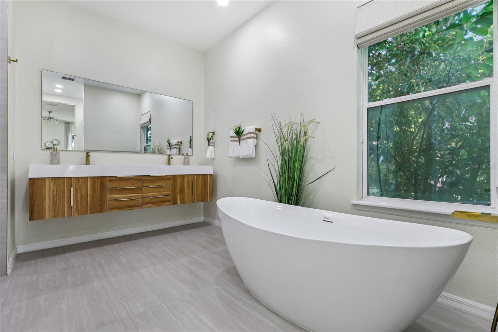 Image 22 of 69 For 14612 Glade Hill Park Way