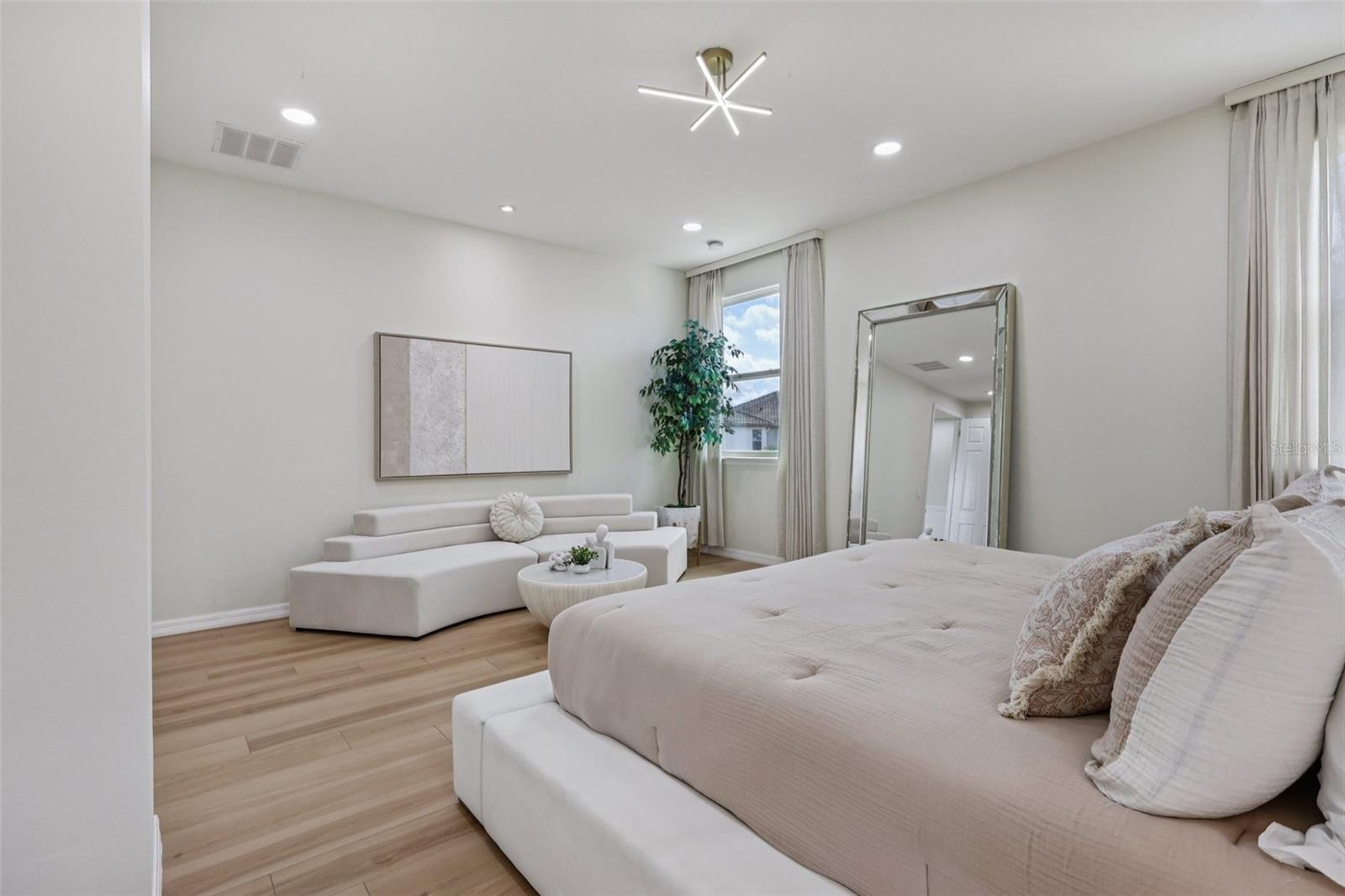 Image 33 of 69 For 14612 Glade Hill Park Way
