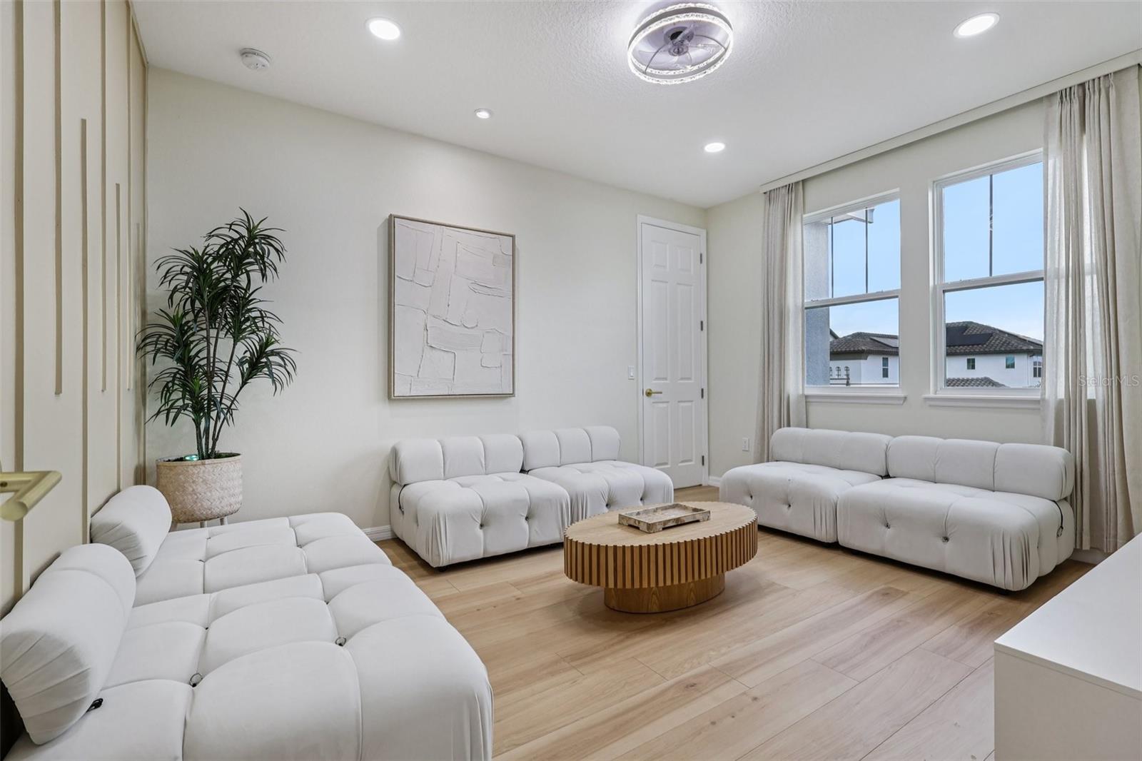 Image 43 of 69 For 14612 Glade Hill Park Way