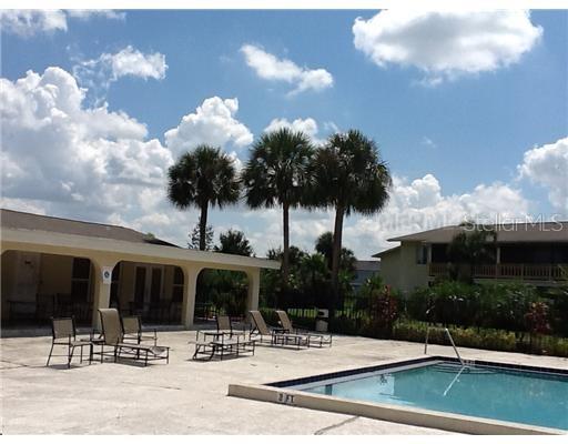 Image 27 of 28 For 4745 Texas Avenue 4745b