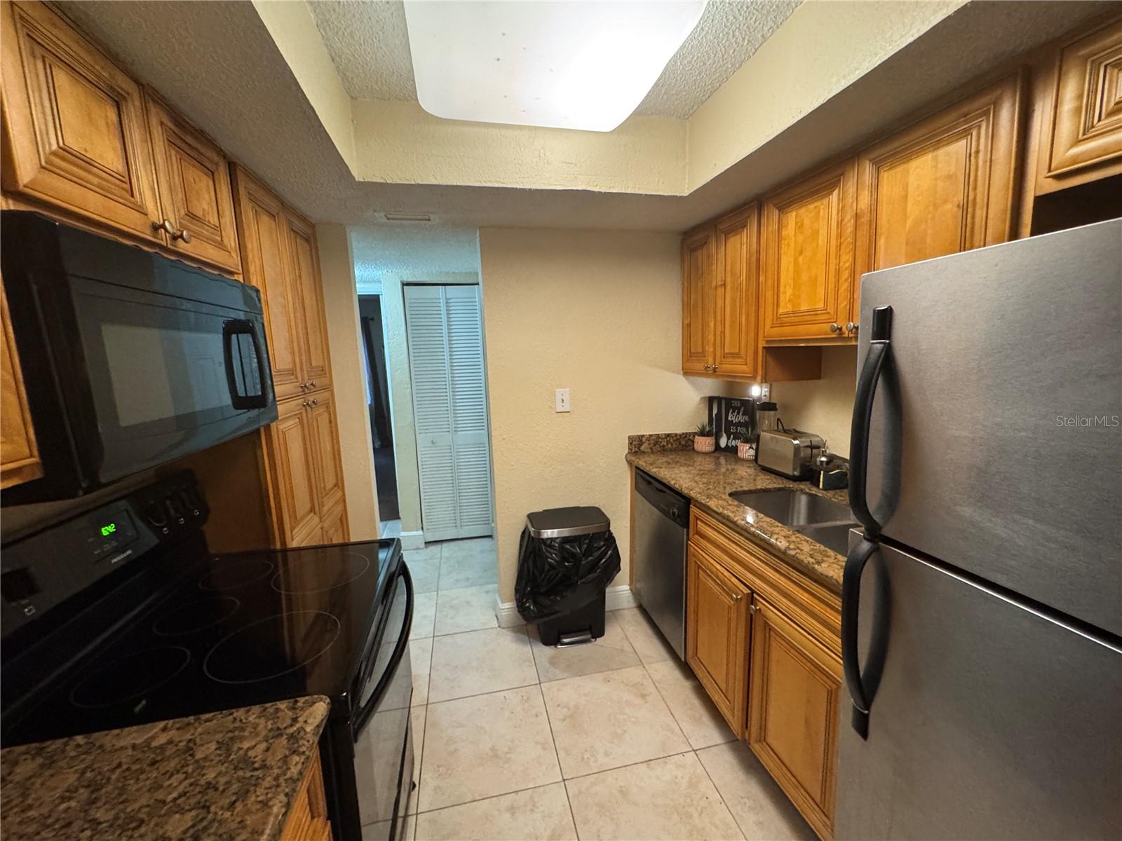 Image 5 of 28 For 4745 Texas Avenue 4745b