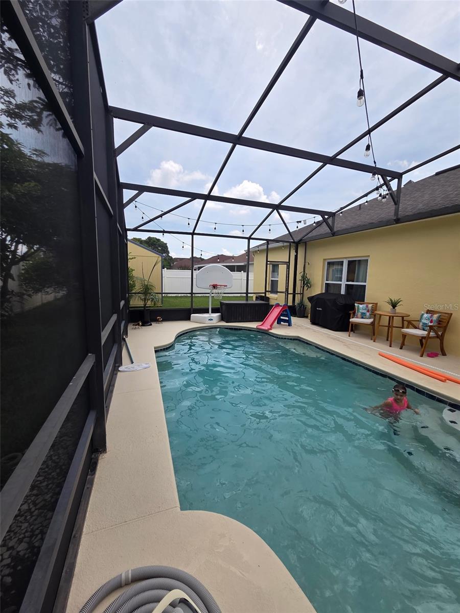 Image 11 of 21 For 2874 Berkshire Circle