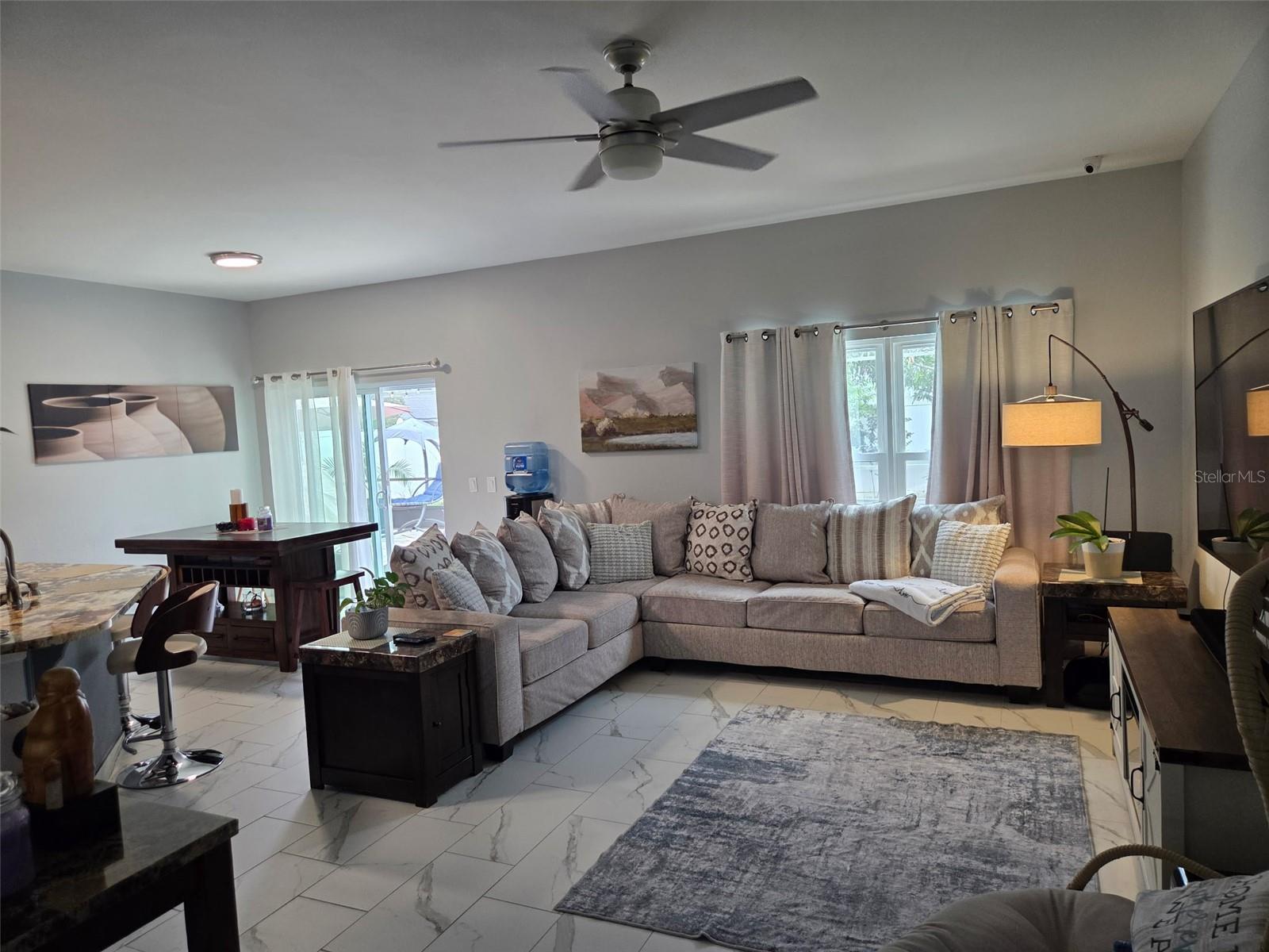 Image 8 of 21 For 2874 Berkshire Circle