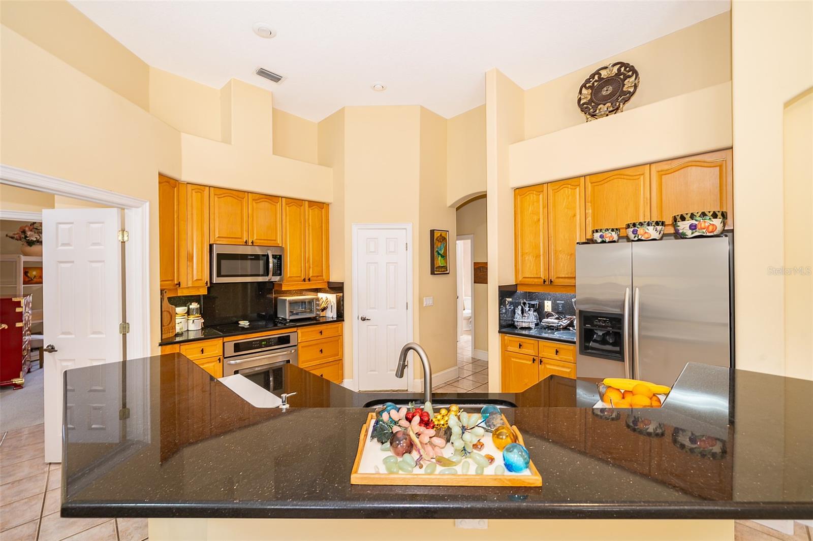 Image 9 of 20 For 8118 Vineland Oaks Boulevard