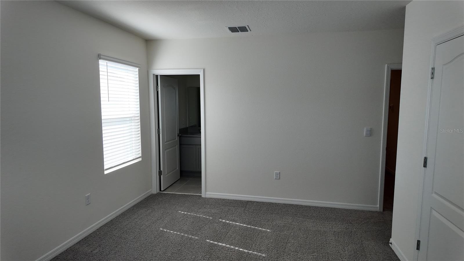 Image 27 of 36 For 1904 Tamarack Pass