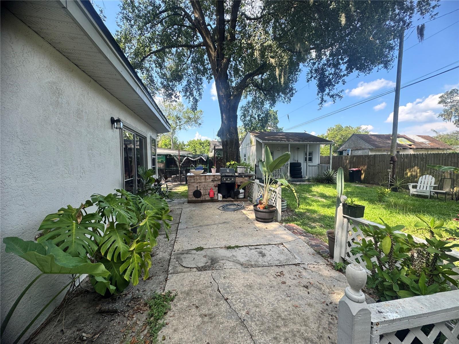 Image 17 of 19 For 4515 Seybold Avenue