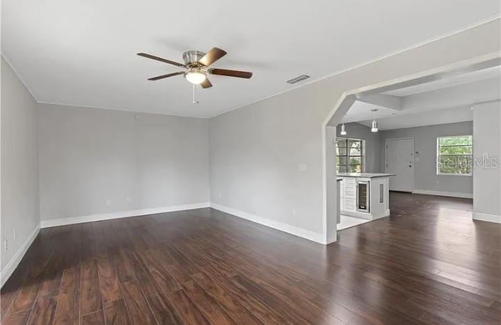Image 3 of 19 For 4515 Seybold Avenue