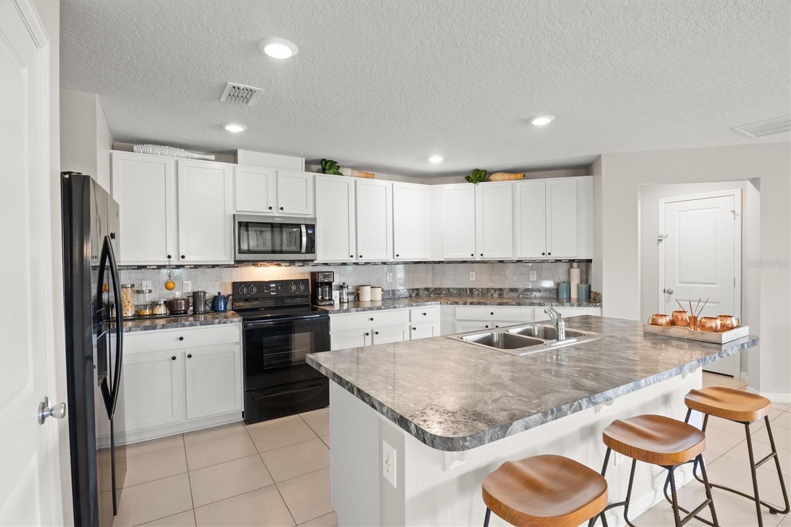 Image 13 of 33 For 104 Sunfish Drive