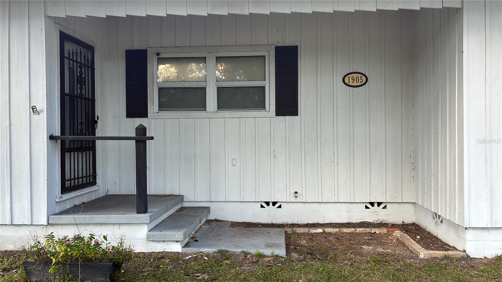 Image 5 of 7 For 1905 Emmett Street