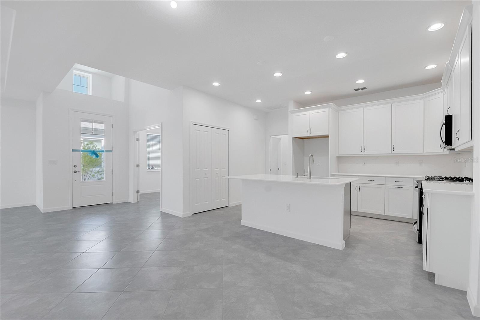 Image 40 of 66 For 215 Summertime Place