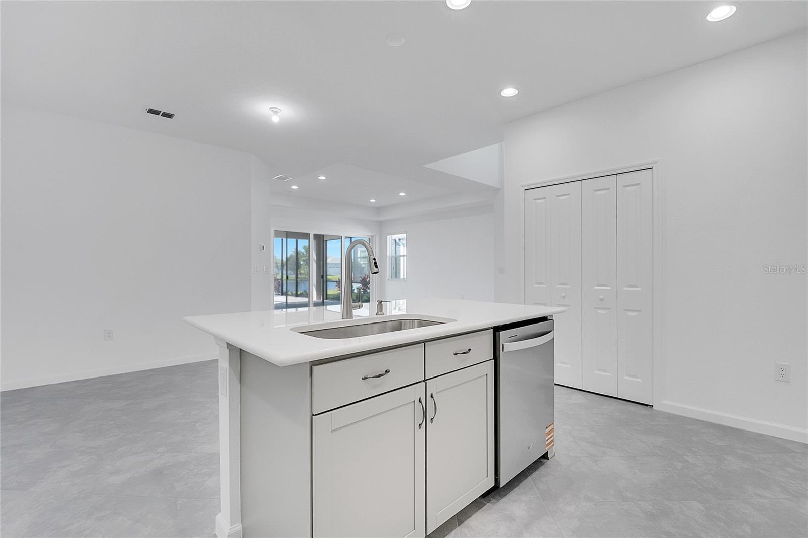 Image 45 of 66 For 215 Summertime Place