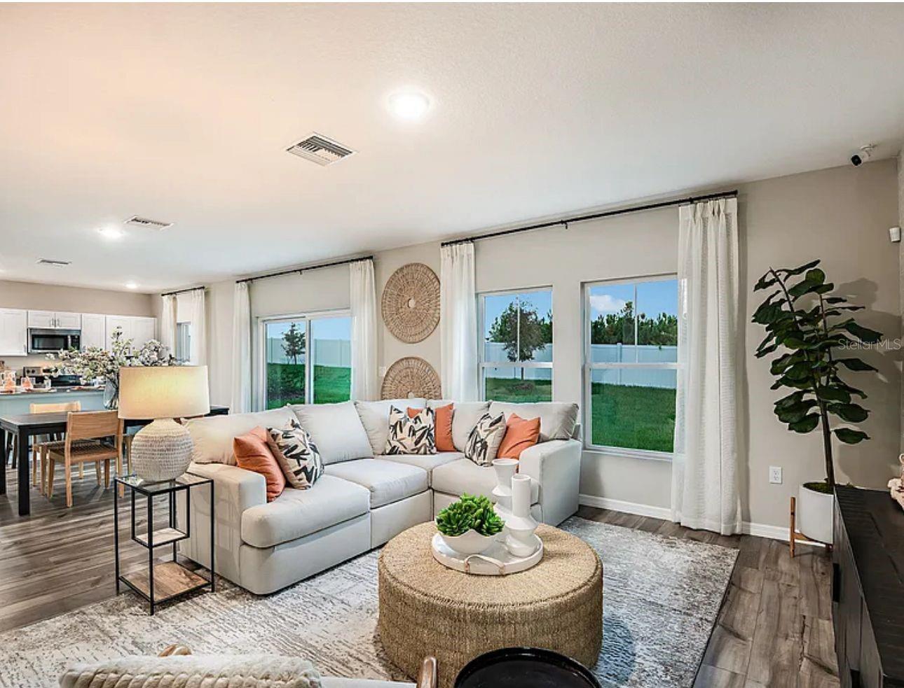 Image 3 of 15 For 2212 Canyon Oak Drive