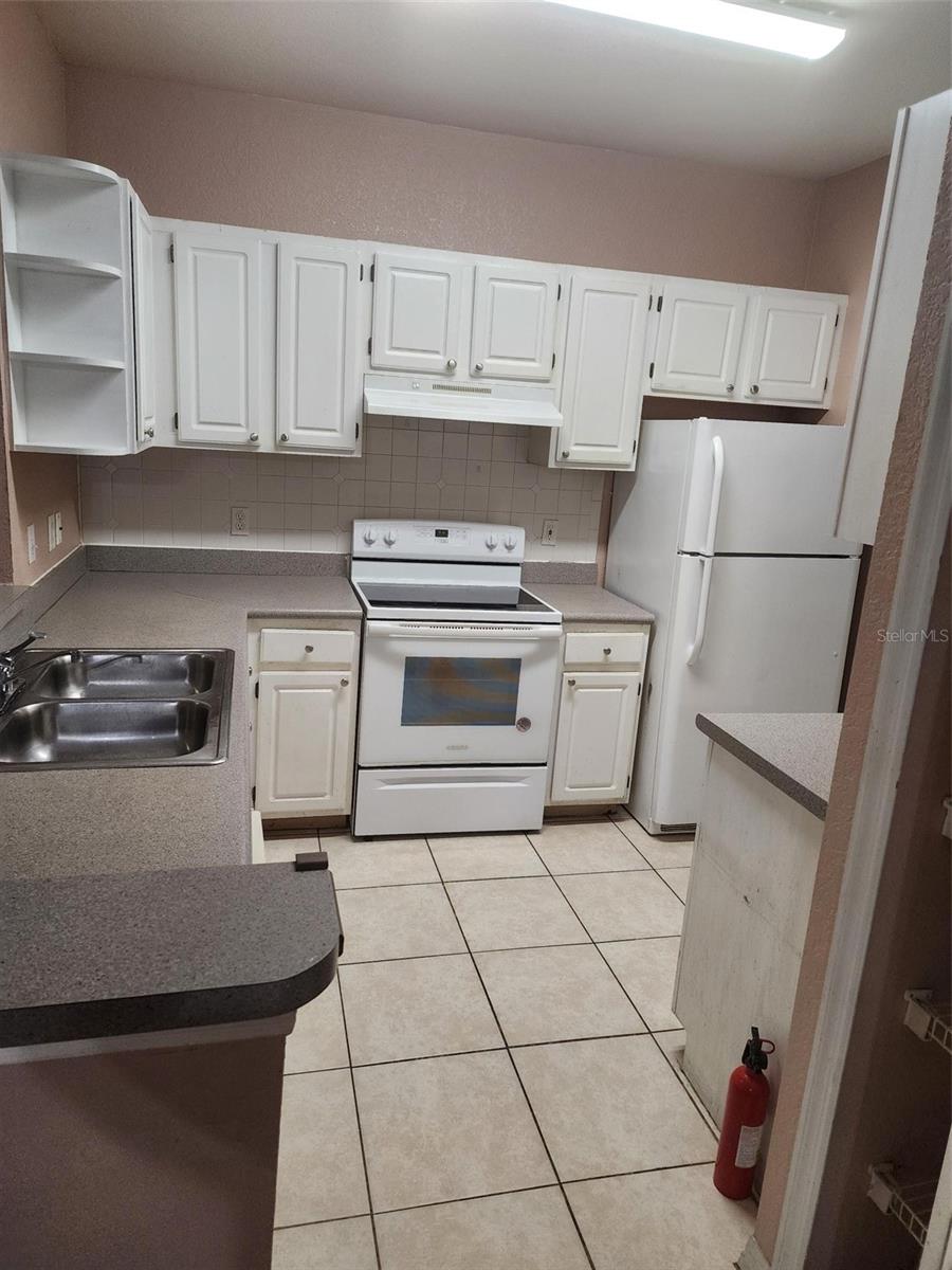 Image 2 of 49 For 8836 Dunes Court 13 207