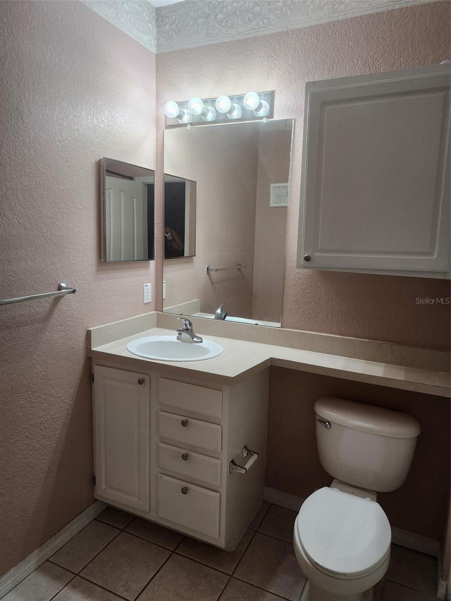 Image 8 of 49 For 8836 Dunes Court 13 207