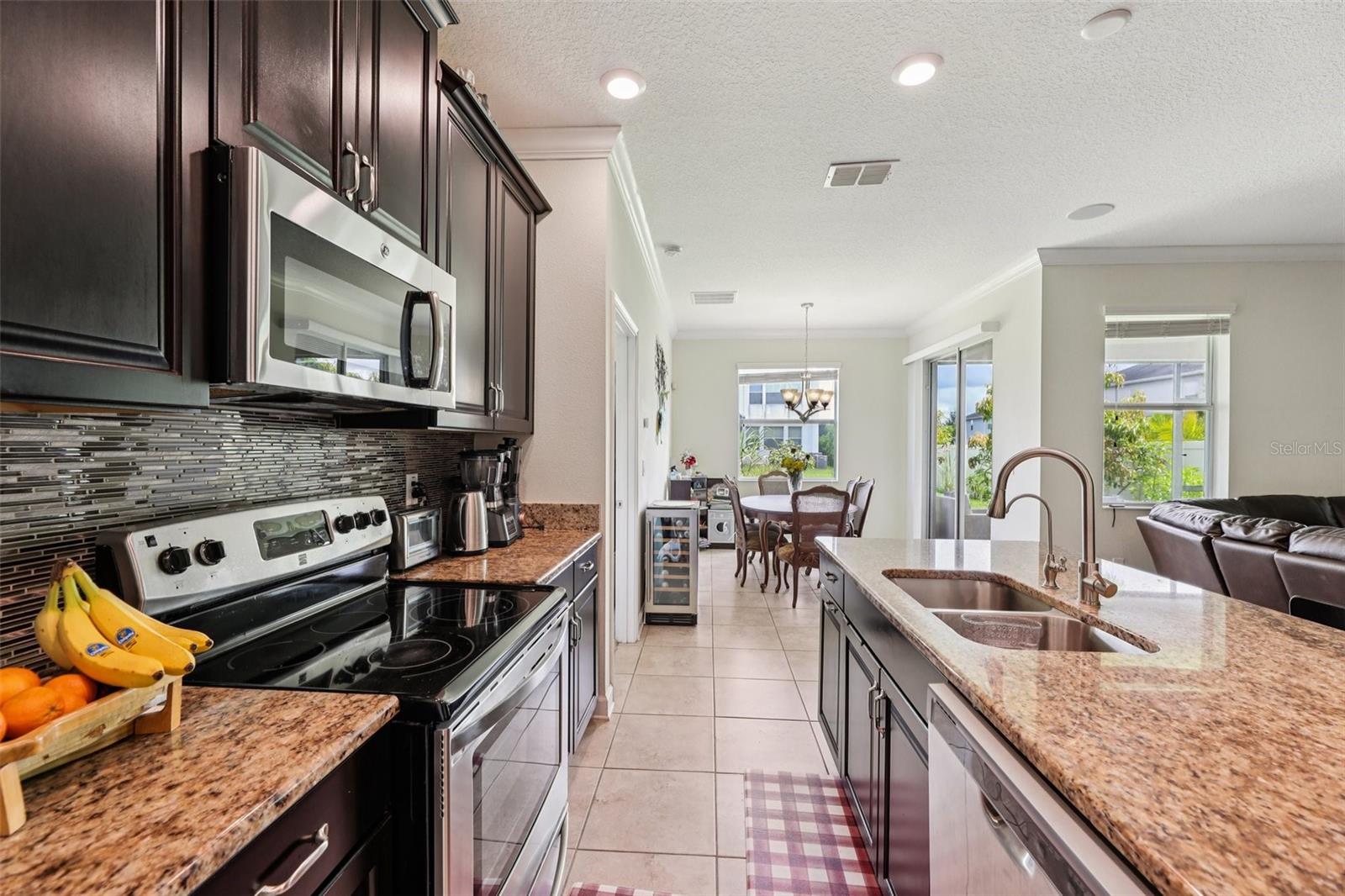 Image 11 of 36 For 9923 Magnolia Woods Boulevard