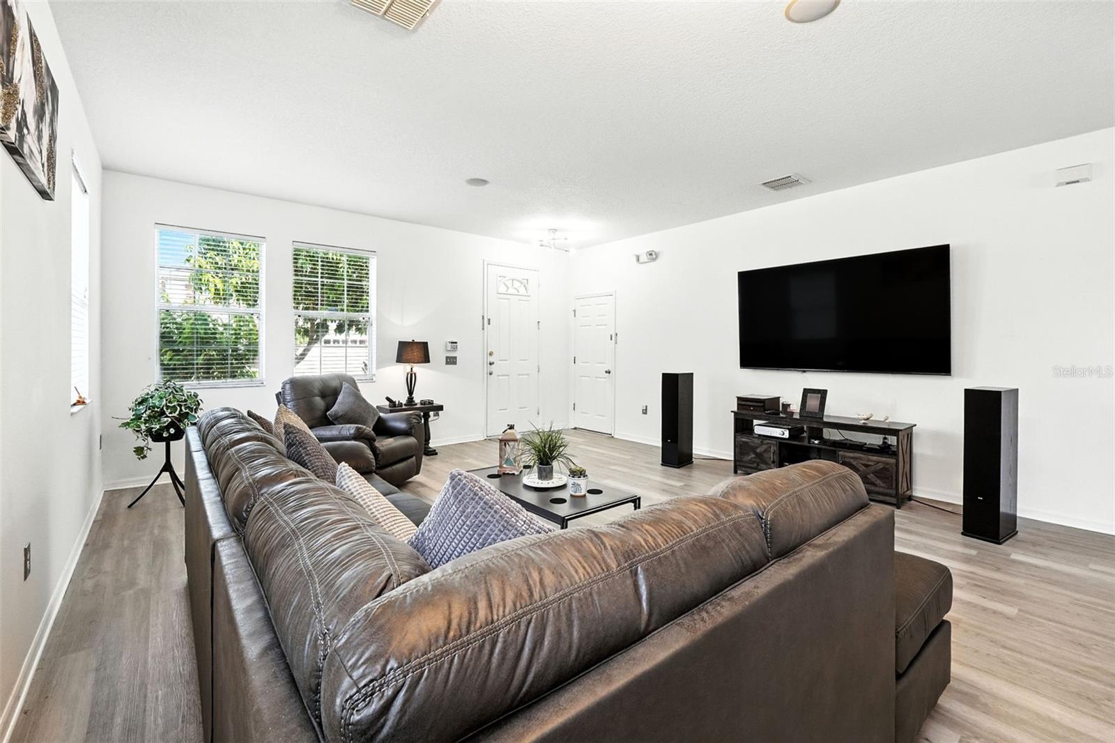 Image 15 of 68 For 2714 Portchester Court
